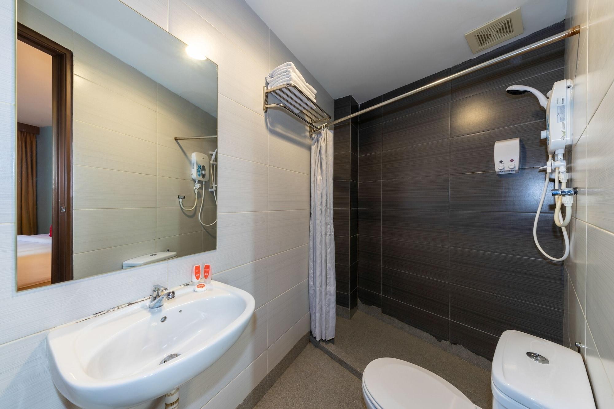 Oyo 430 Oak Valley Boutique Hotel Johor Bahru Eksteriør bilde